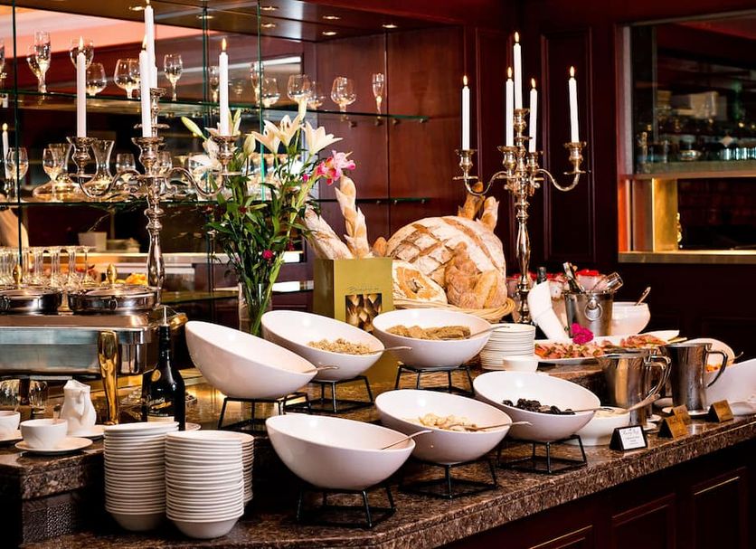 Buffet Gambar