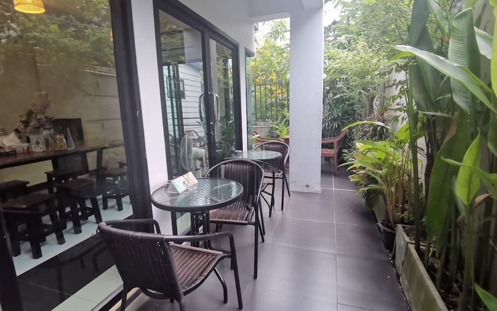 Patio Gambar