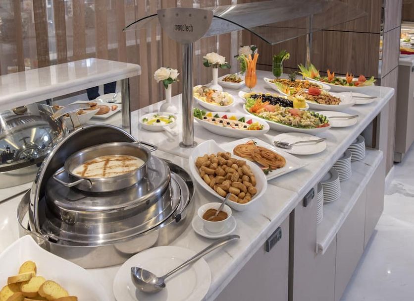 Buffet Gambar