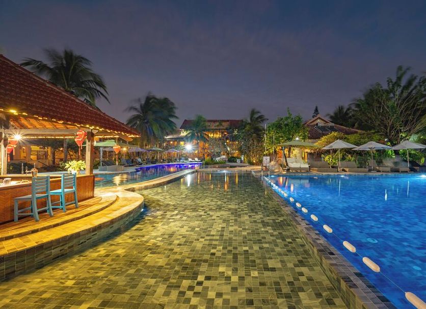 Kolam renang Gambar
