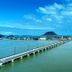 Pemandangan luar