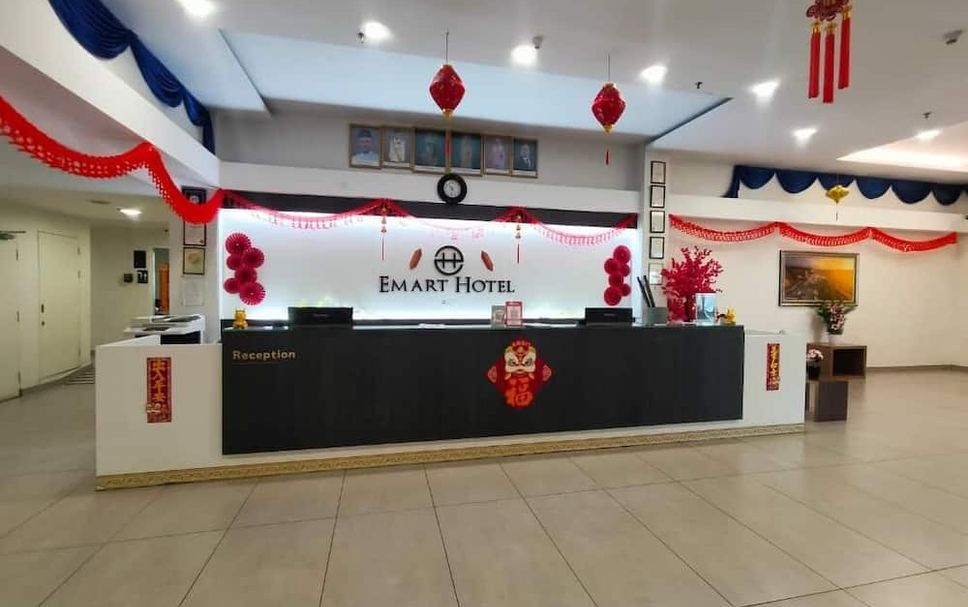 Meja Penyambut Tetamu Gambar