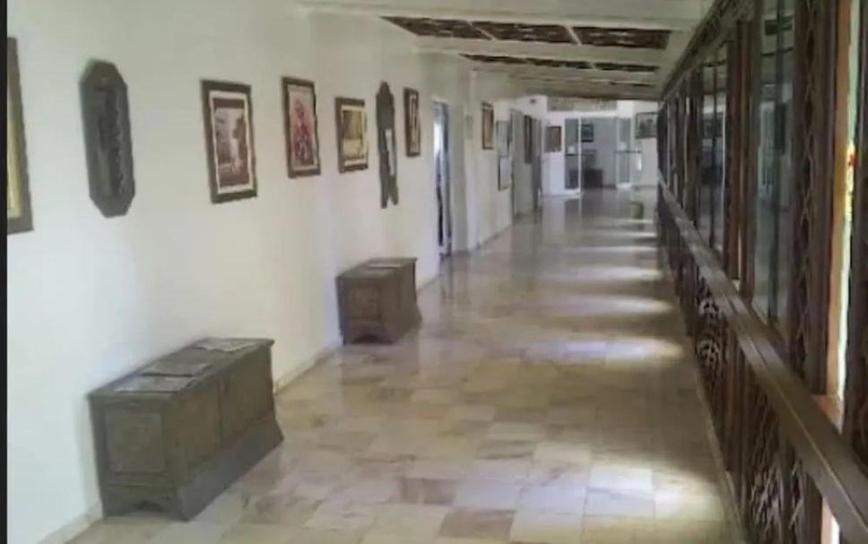 hallway Gambar