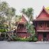 Pemandangan luar