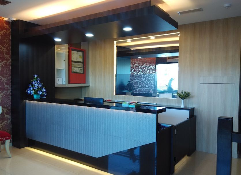 Meja Penyambut Tetamu Gambar