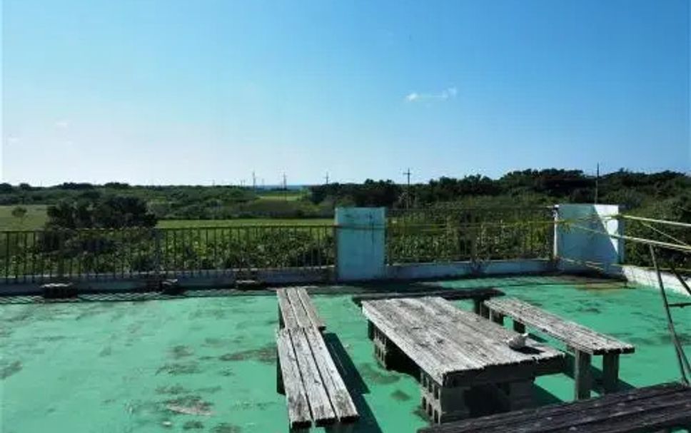 Balkoni Gambar