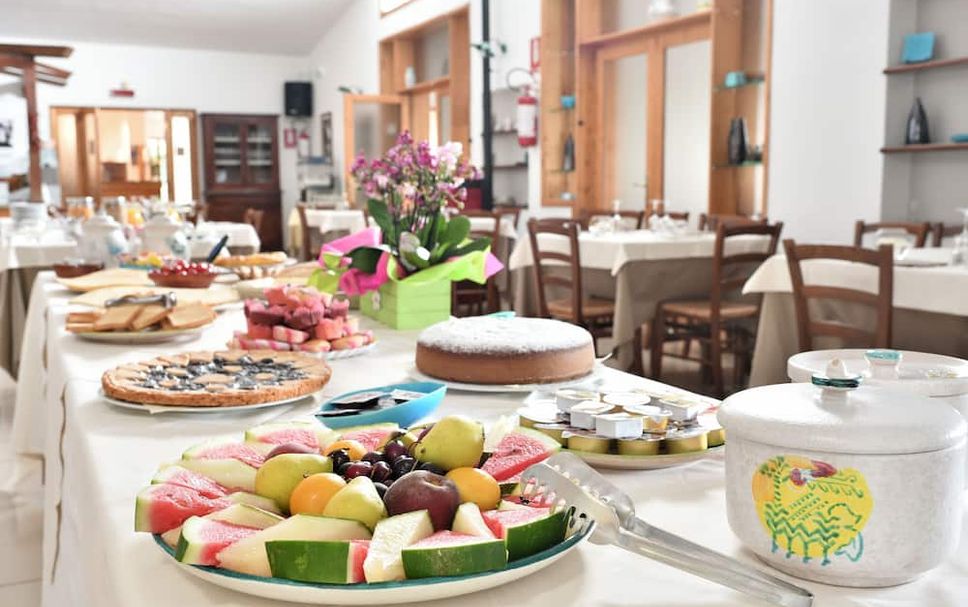 Buffet Gambar
