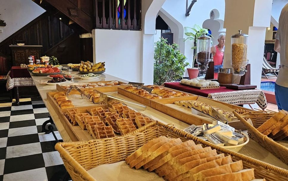 Buffet Gambar