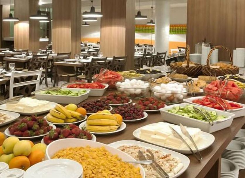 Buffet Gambar