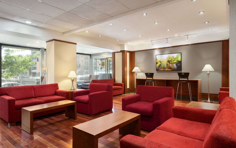 Balai Menunggu Gambar