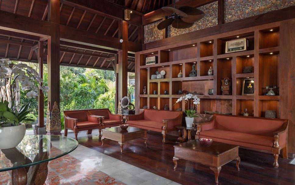 Balai Menunggu Gambar