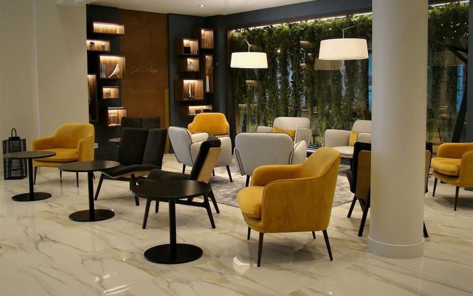 Balai Menunggu Gambar