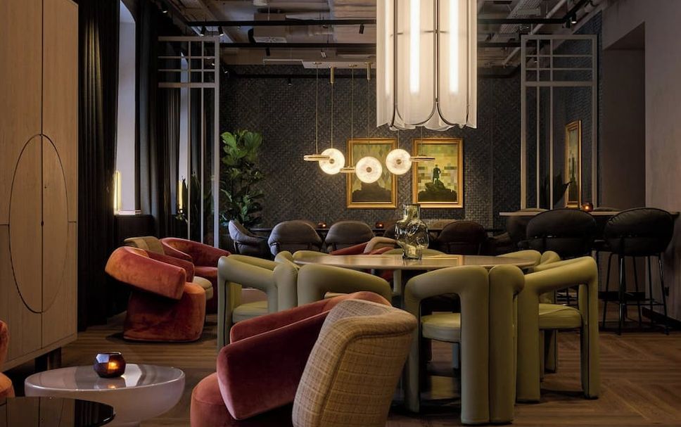 Balai Menunggu Gambar