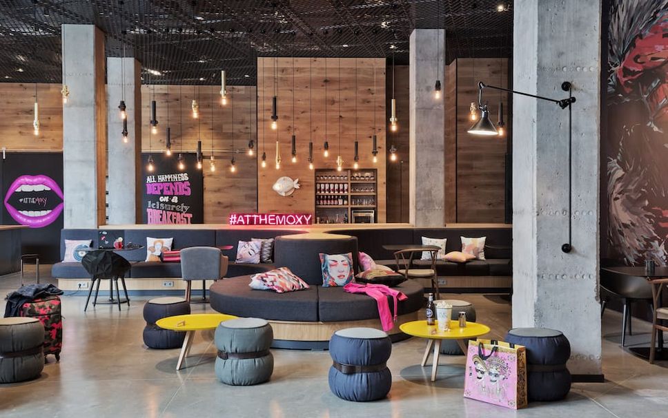 Balai Menunggu Gambar