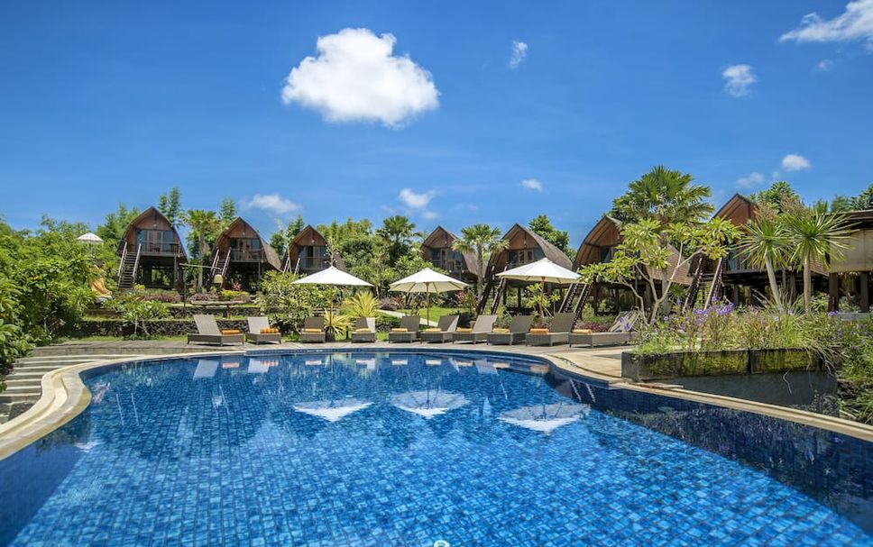 Kolam renang Gambar
