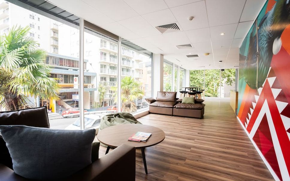 Balai Menunggu Gambar