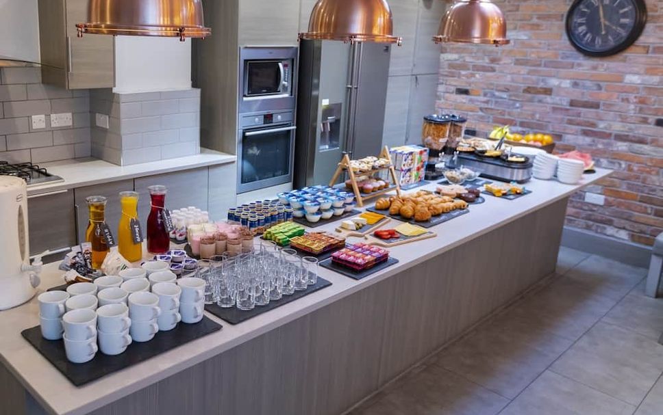 Buffet Gambar