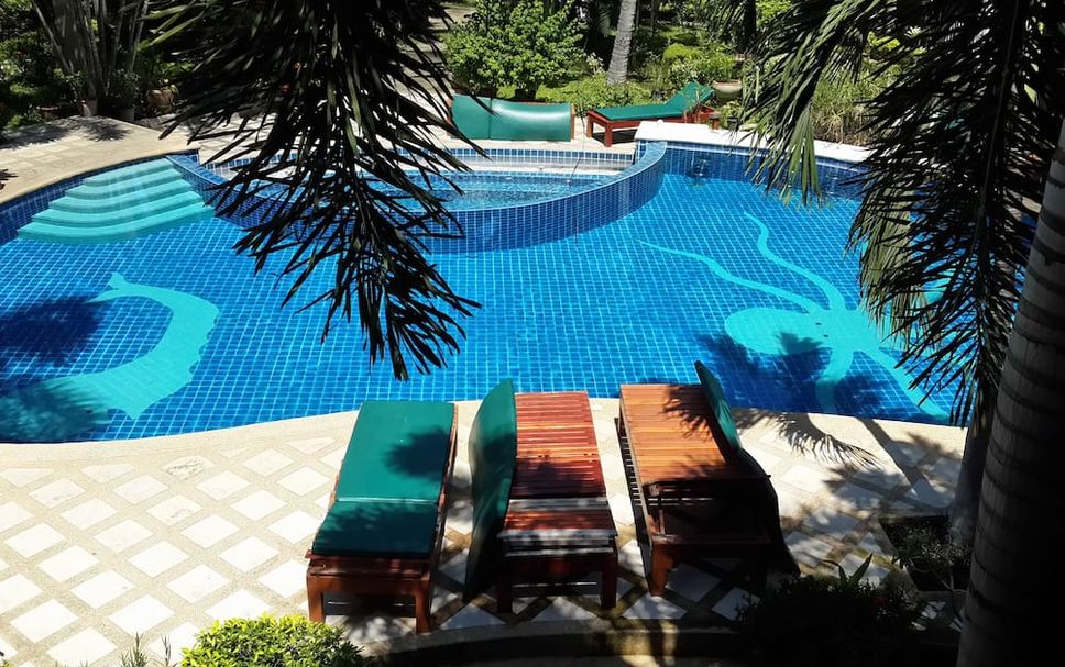 Kolam renang Gambar