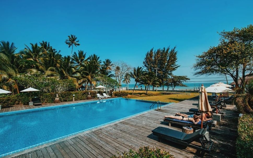 Kolam renang Gambar