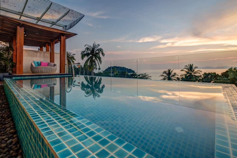 Kolam renang Gambar