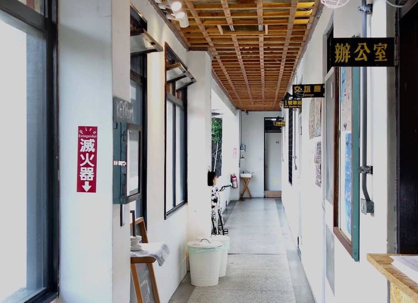 hallway Gambar