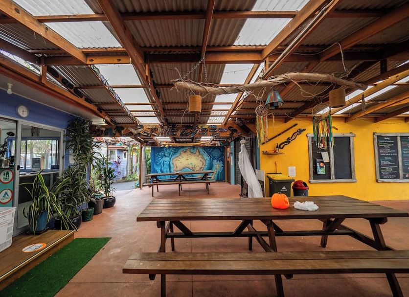 Patio Gambar