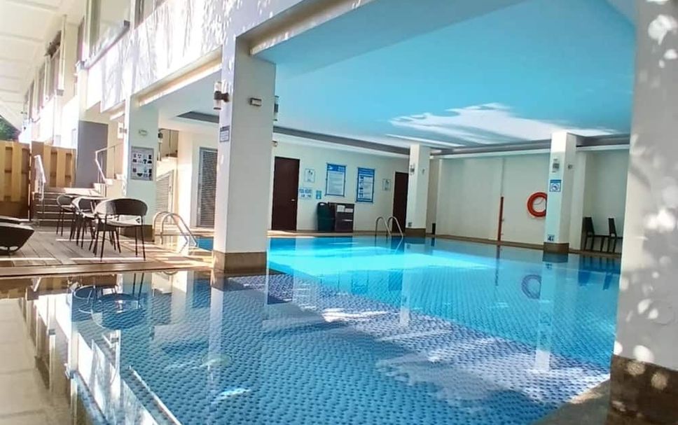 Kolam renang Gambar