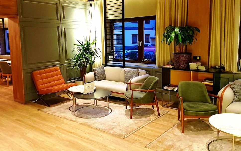 Balai Menunggu Gambar