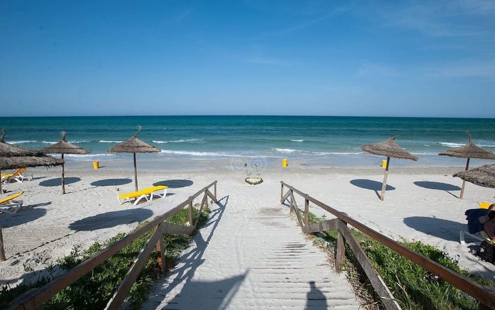 Pantai Gambar