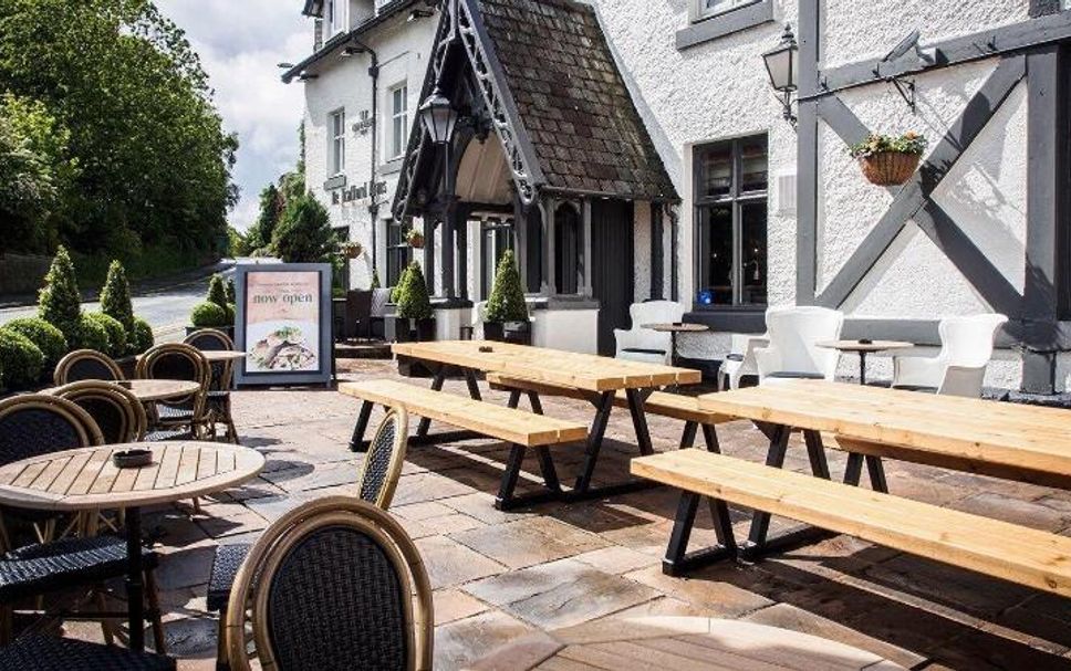 Patio Gambar
