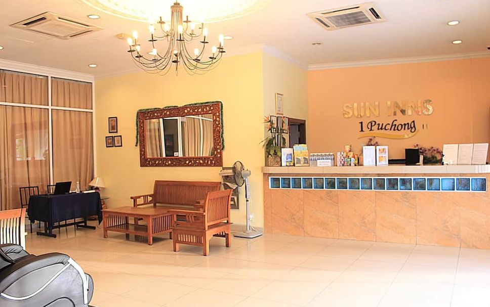 Meja Penyambut Tetamu Gambar