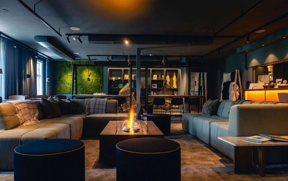 Balai Menunggu Gambar