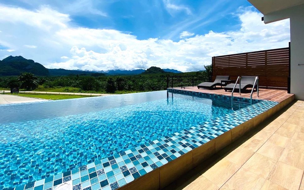 Kolam renang Gambar