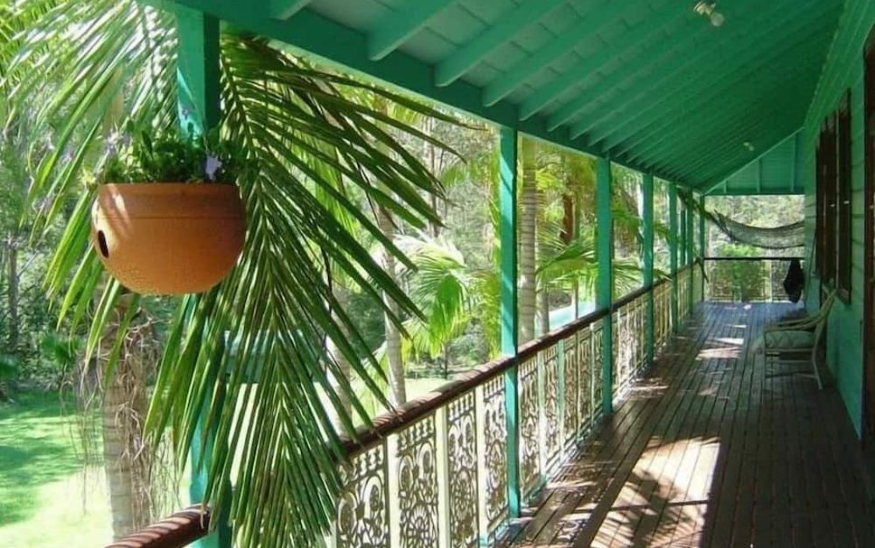 Balkoni Gambar