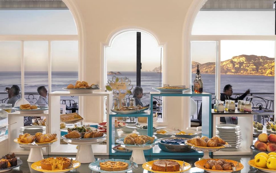 Buffet Gambar