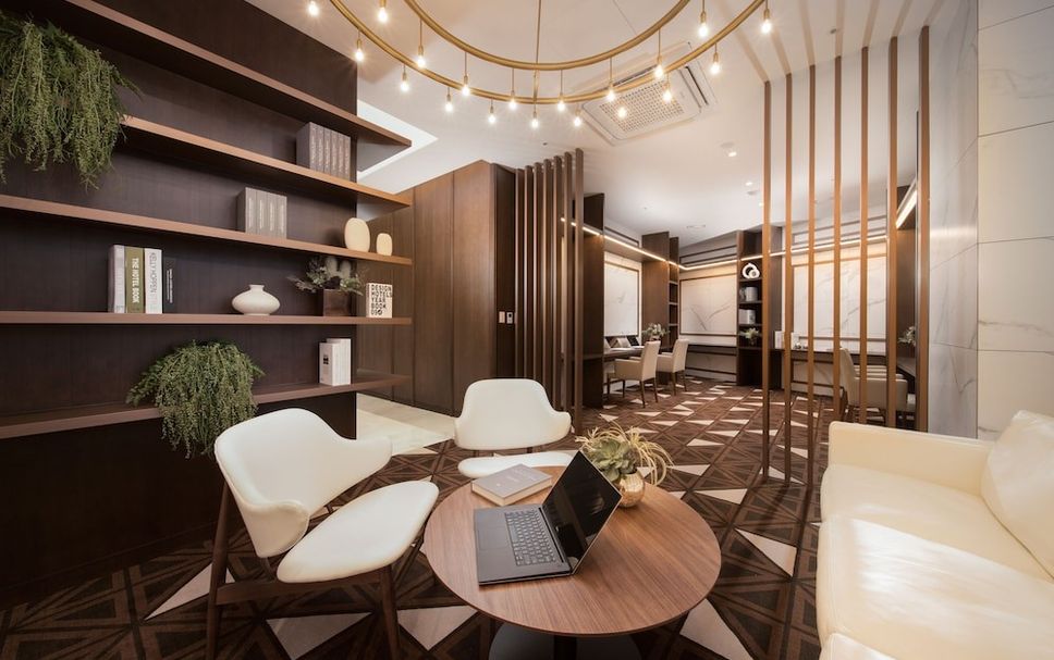 Balai Menunggu Gambar