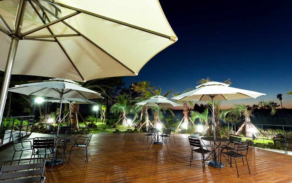 Patio Gambar