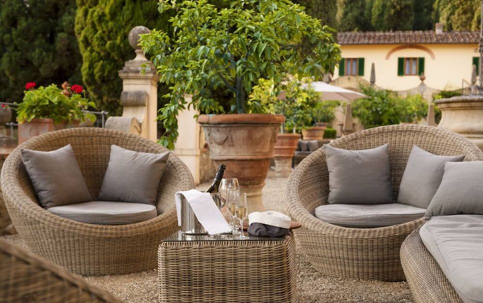 Patio Gambar