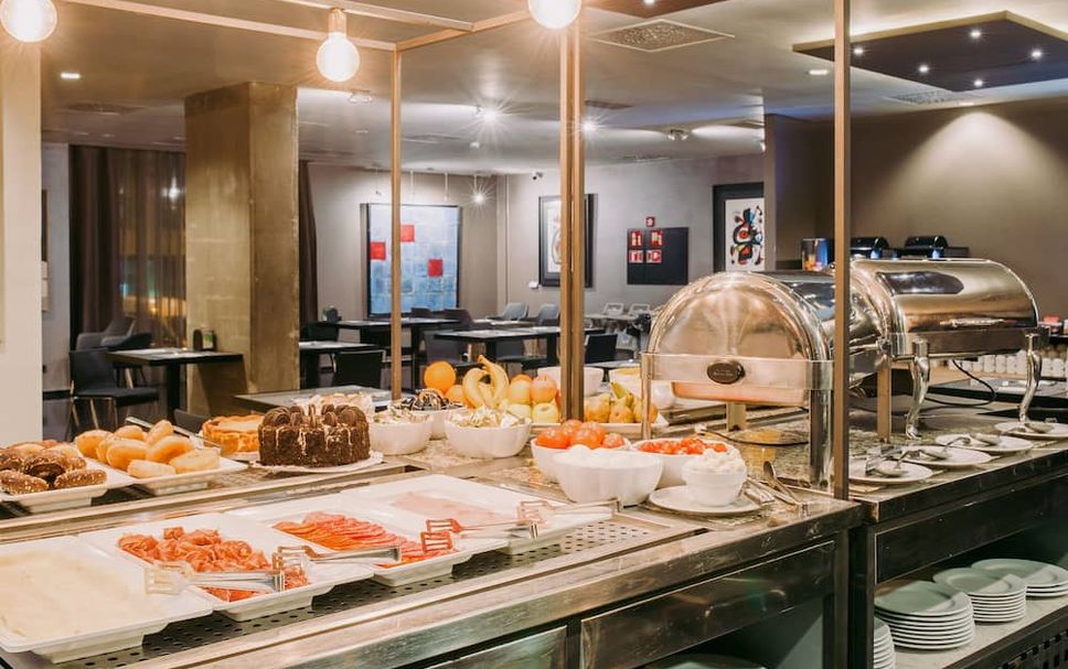 Buffet Gambar