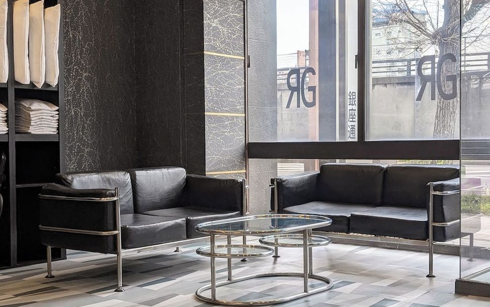 Balai Menunggu Gambar