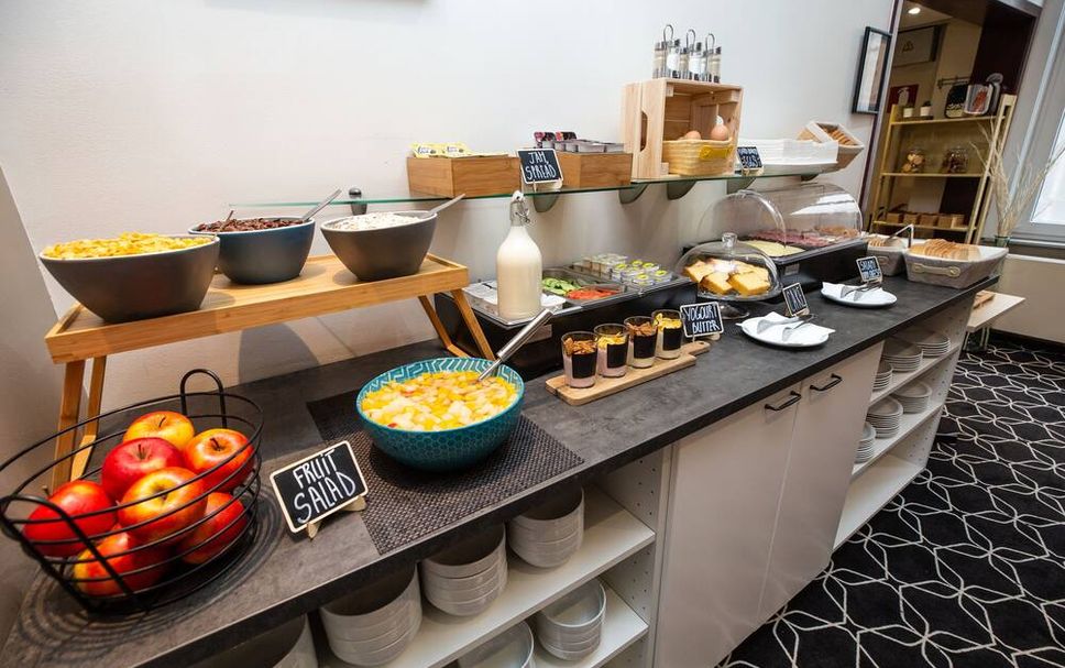 Buffet Gambar