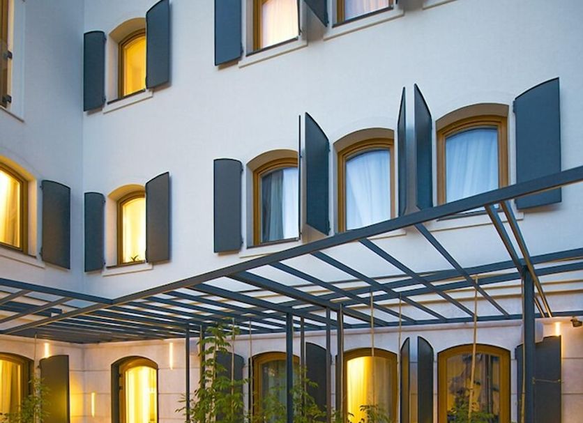 Patio Gambar