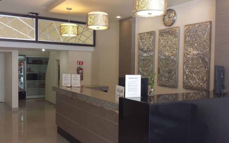 Meja Penyambut Tetamu Gambar