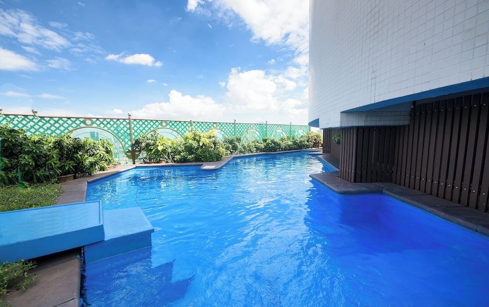 Kolam renang Gambar