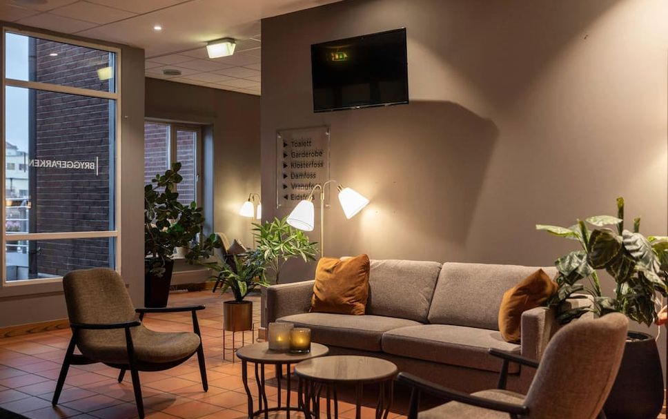 Balai Menunggu Gambar