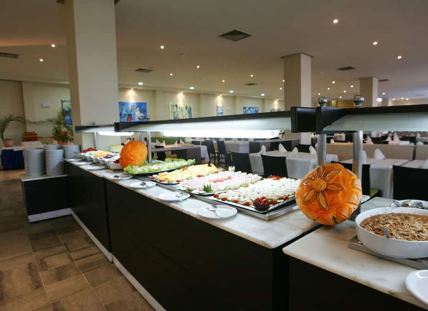 Buffet Gambar