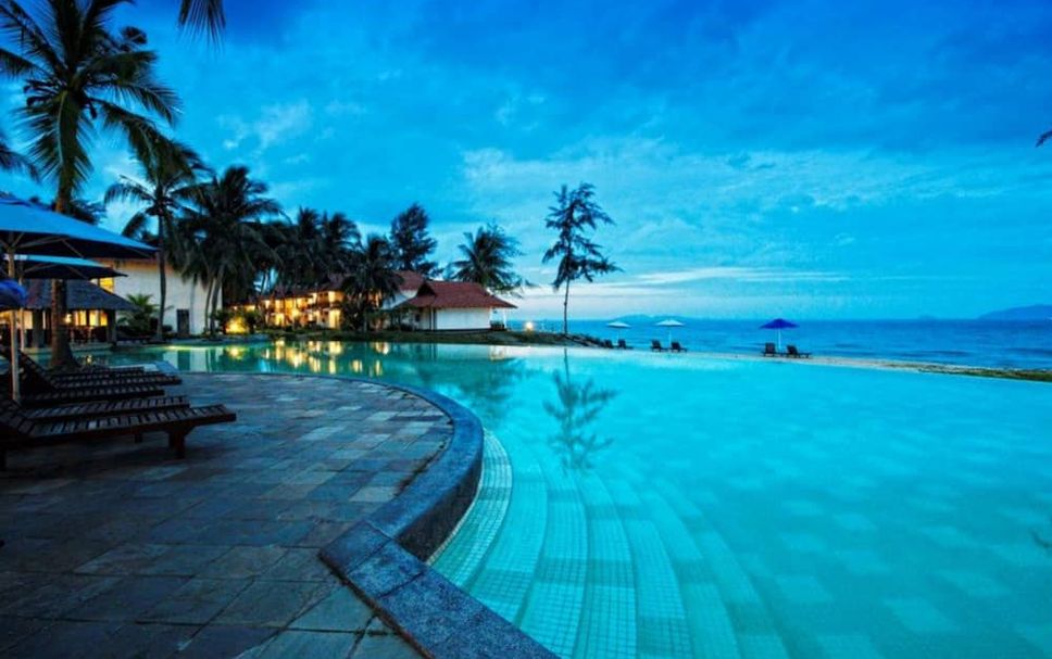 Kolam renang Gambar