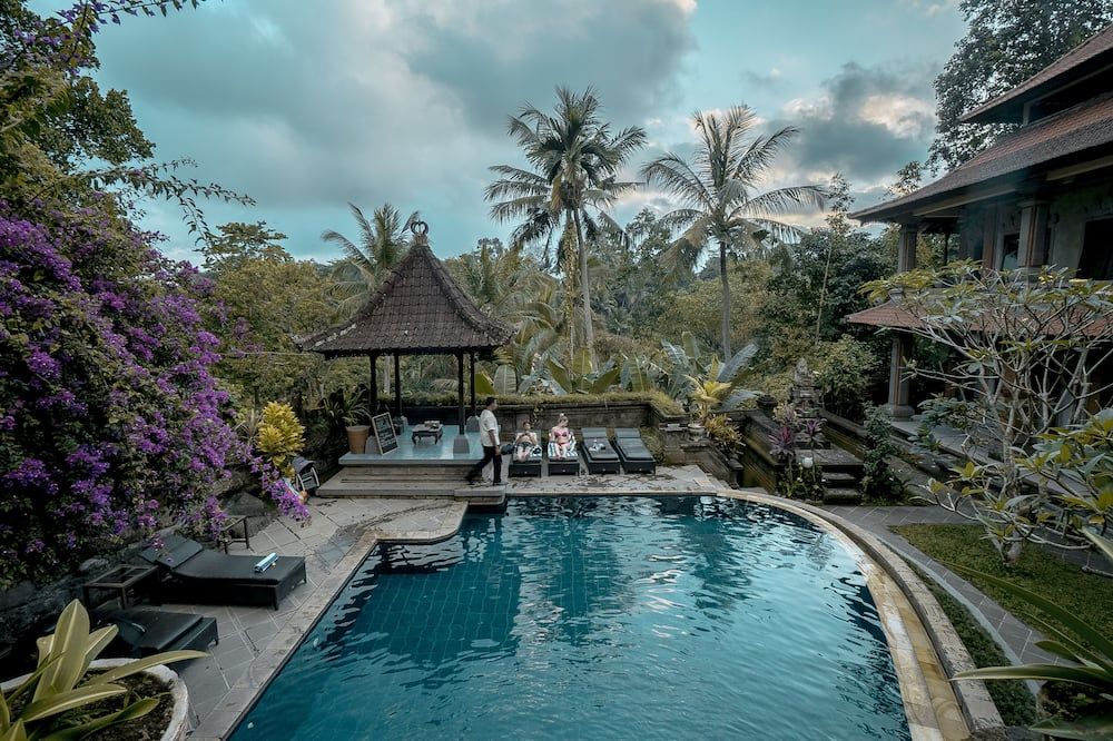 Kolam renang Gambar