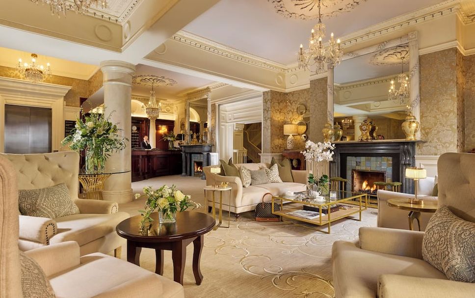 Balai Menunggu Gambar