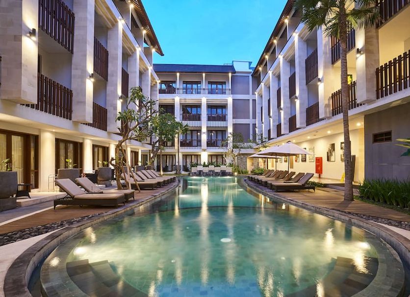 Kolam renang Gambar